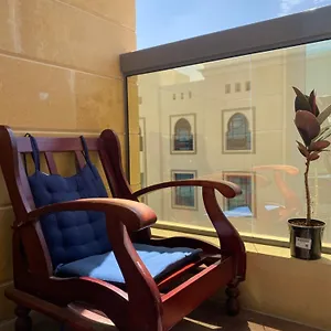 Sakhra Hostel Хостел