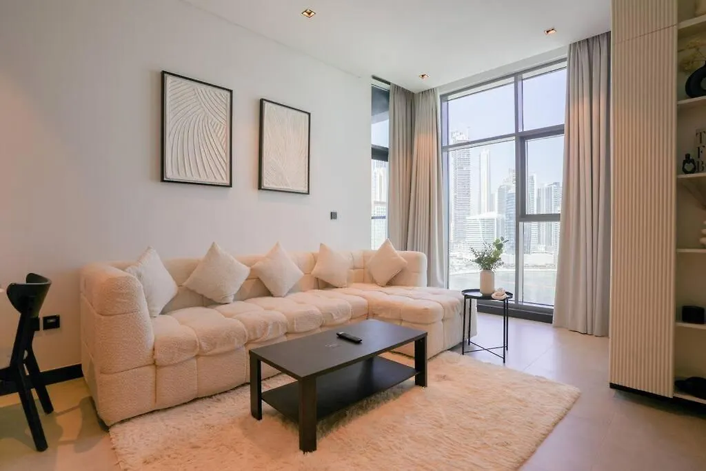 New 2Br In Business Bay With Canal Views Gym & Pool Dubai 0*,  United Arab Emirates