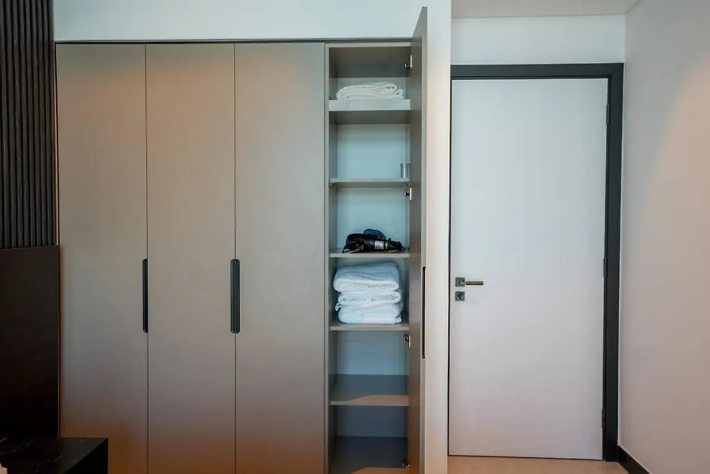 New 2Br In Business Bay With Canal Views Gym & Pool Dubai Apartment